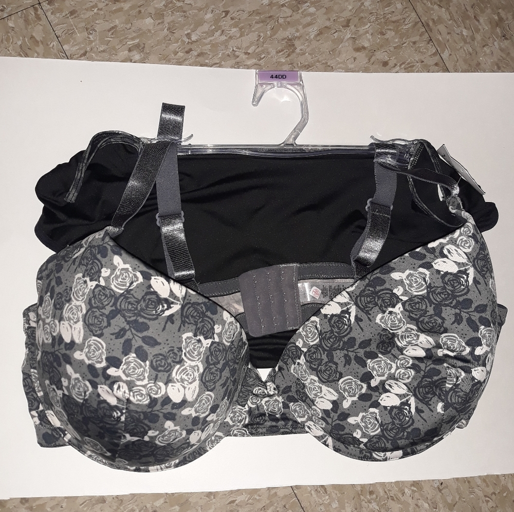 Bra and panty set NWT Basic Editions